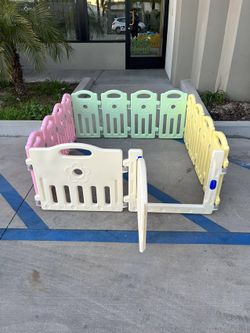 Baby Playpen Fence NEW