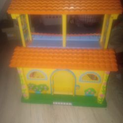 Doll House 