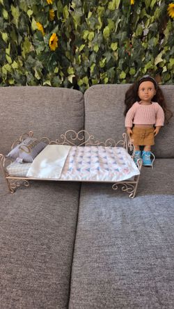 Target Our Generation doll bed (Sweet Dreams) Slightly used.. Metal frame