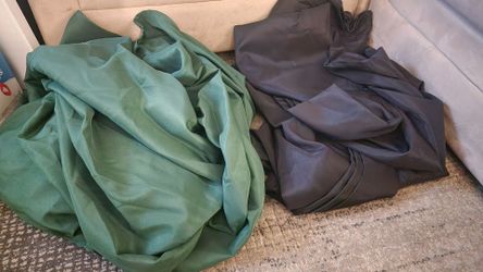 Green and black tablecloths