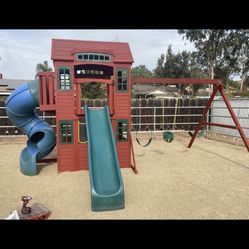 Swing Set , Delivery And Installation