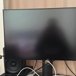 Dell UltraSharp 27" - 4K Display USB-C Hub Monitor