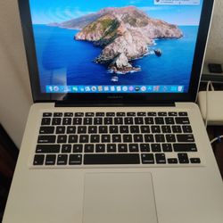 MacBook Pro 2012 13" Intel Core i5, 8gb Ram, 500gb SSD, MacOS Catalina, Microsoft Office, Charger.