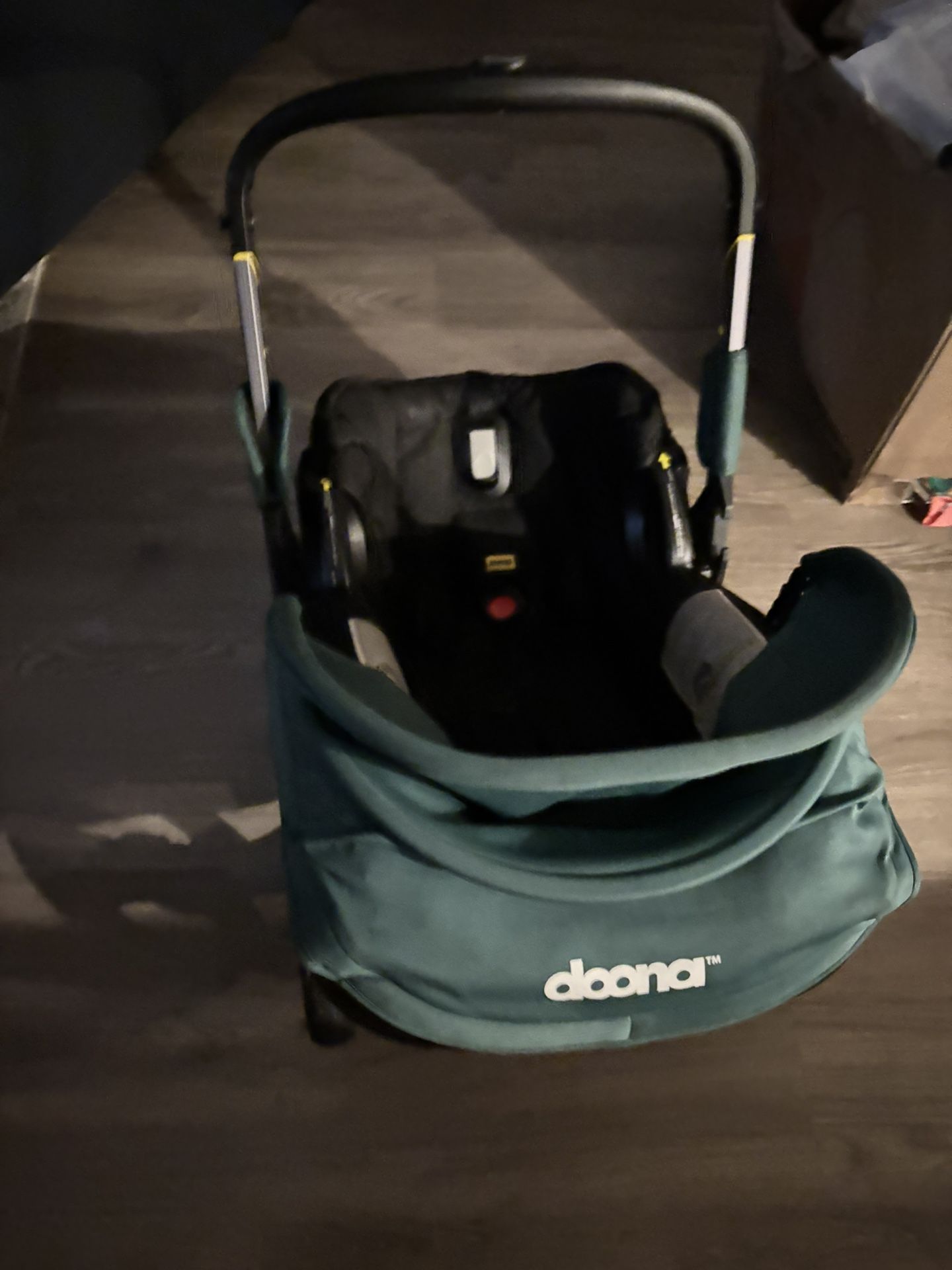 Doona Stroller/Car seat