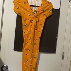 Brand: No Boundaries Yellow Dress With Flowers Size M 7-9
