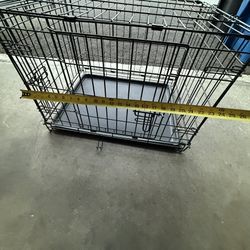 Medium Size Dog Crate 