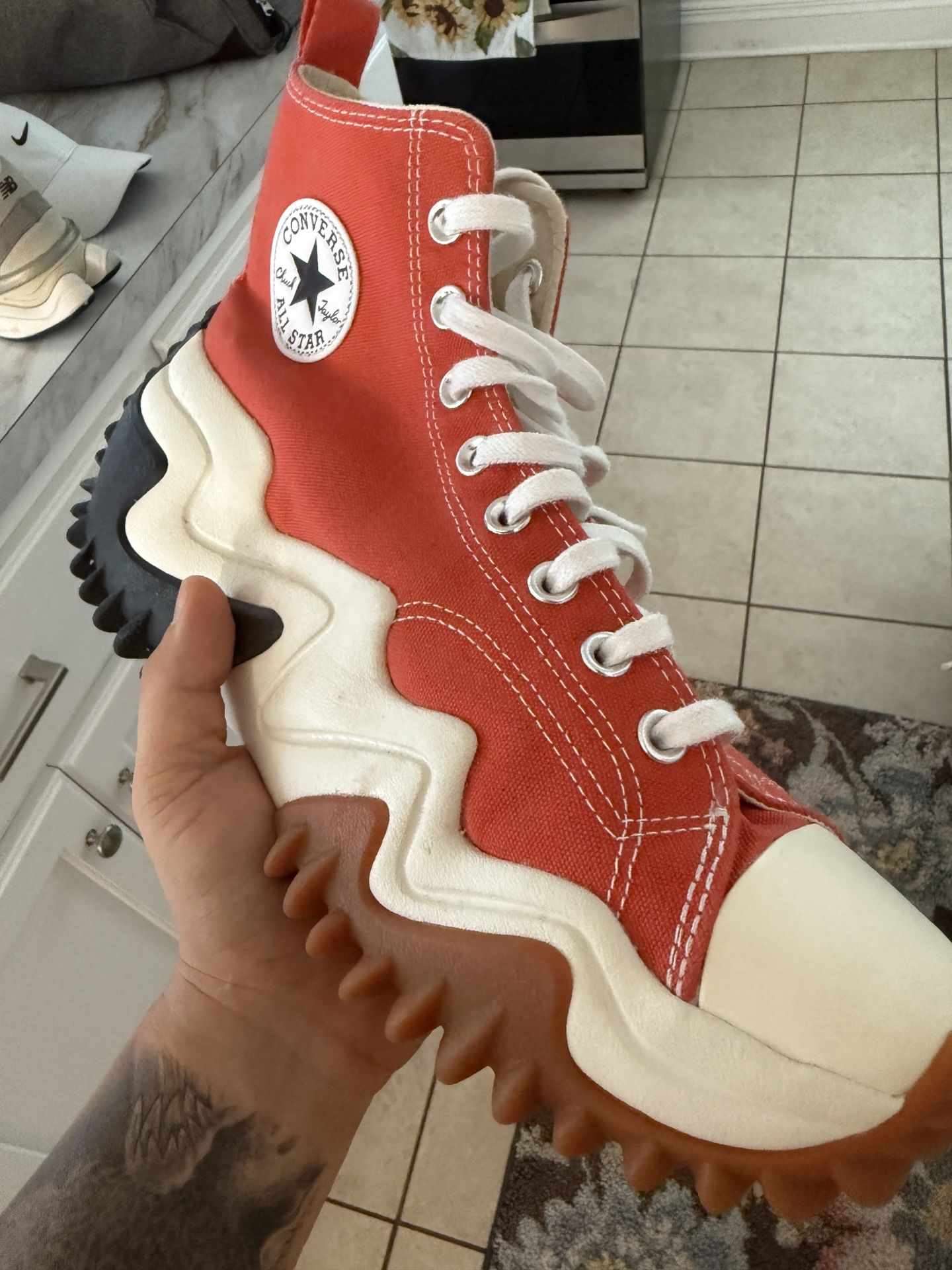 Converse