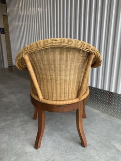 Designer Living Room Chair