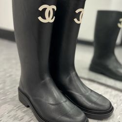 Chanel CC Rev Black White Caoutchouc High school Pull-On Rubber Rain Boots US8-9 Only