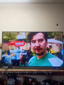 65 inch Android Hisense 4k smart tv beautiful tv comes with remote control shows great quality clear picture works perfect guaranteed