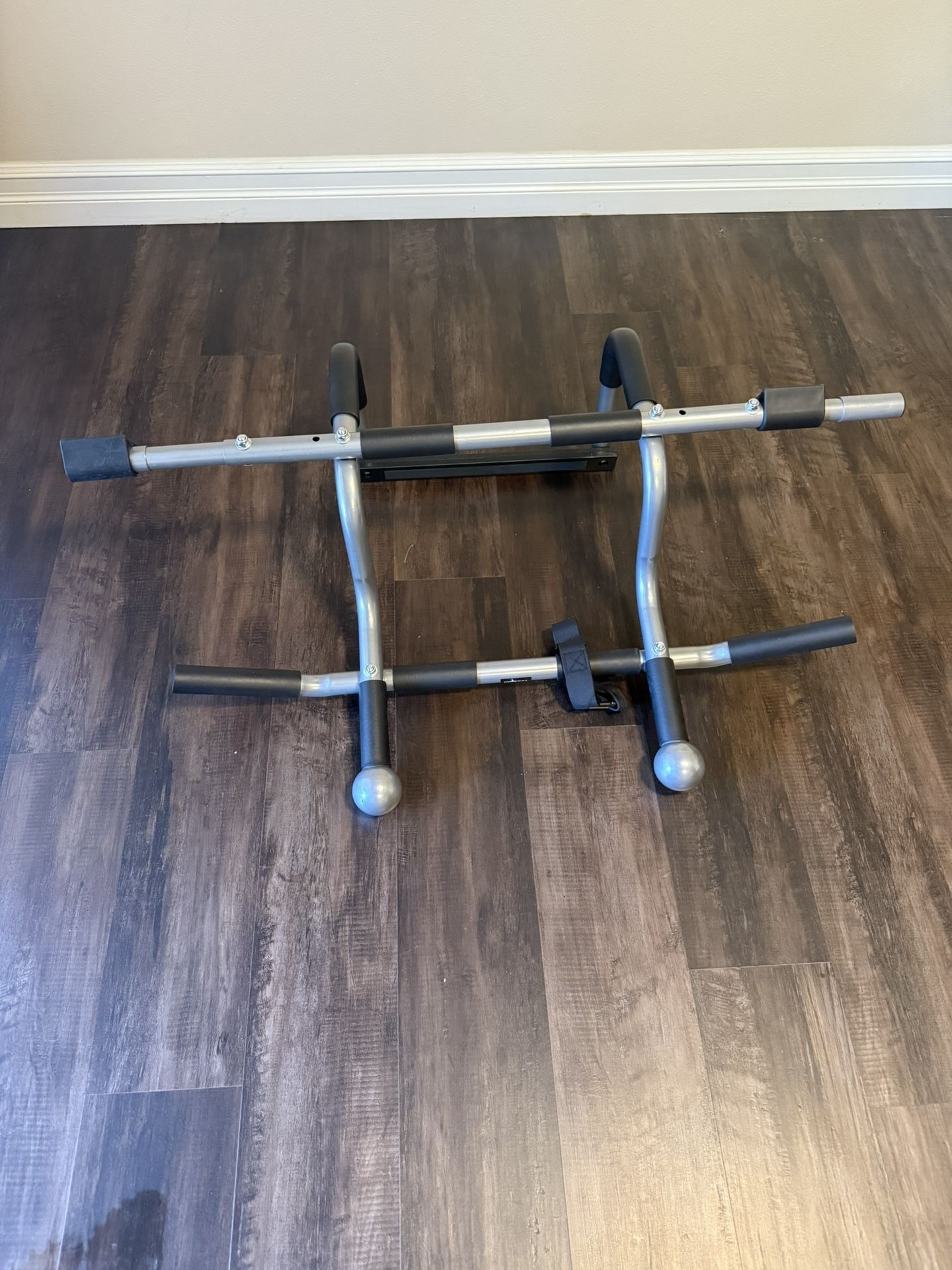 Pull-up Bar