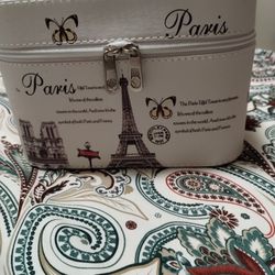 Brand New Paris France Box