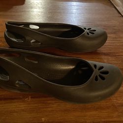 Crocs Kadee Women's 7 Black Ballet Flats Cut Outs Shoes Slip On Rubber