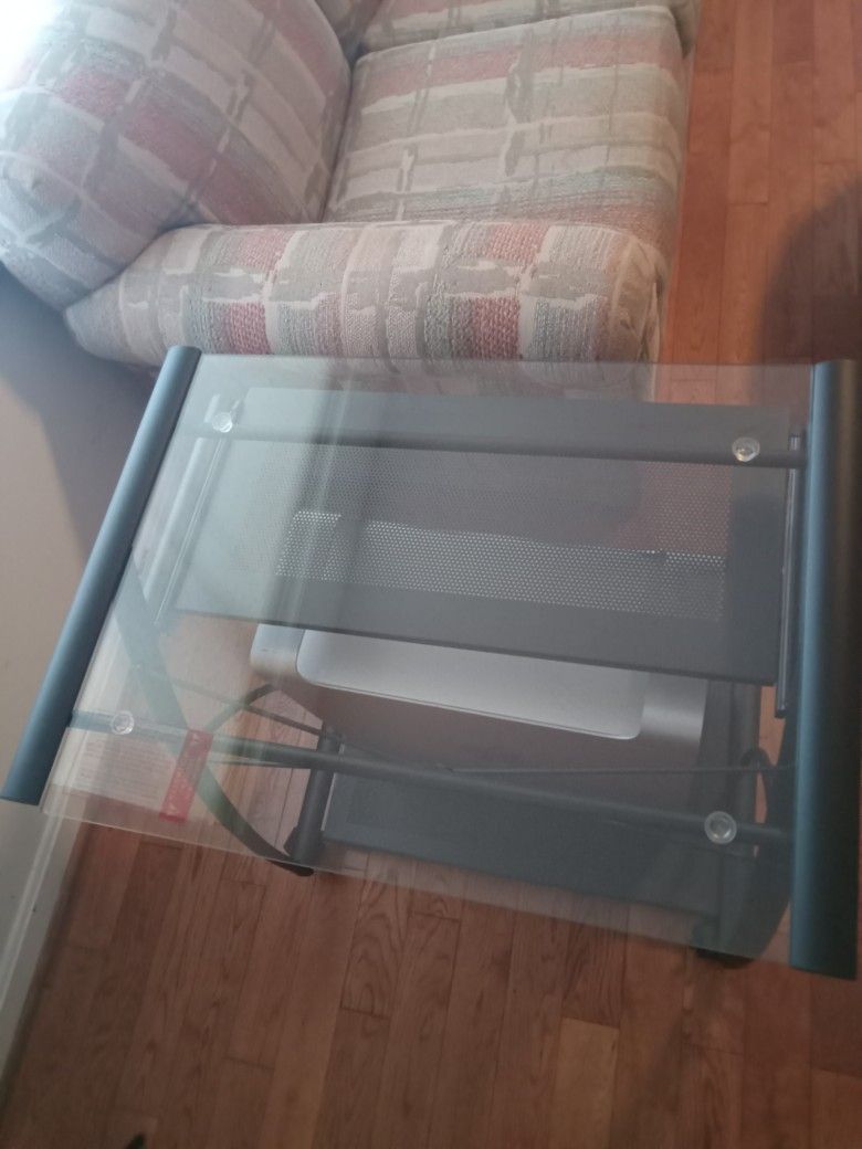 Computer Desk With Wheels And Glass Top