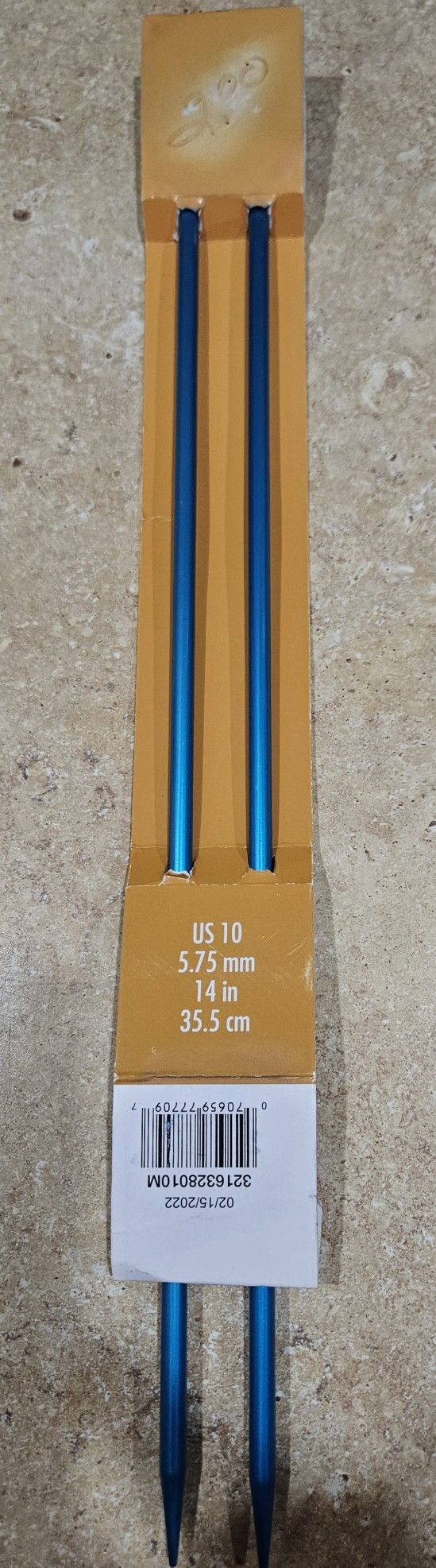 KNITTING NEEDLES