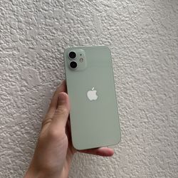 iPhone 12 Unlocked 