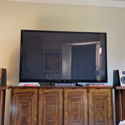 LG 60’’ Class Plasma TV
