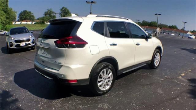 2020 Nissan Rogue