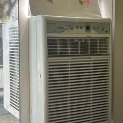 Vertical Air Conditioner