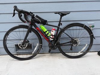 Fuji Sportif 1.3 Disc Road Bike 46cm + Accessories – Excellent Condition