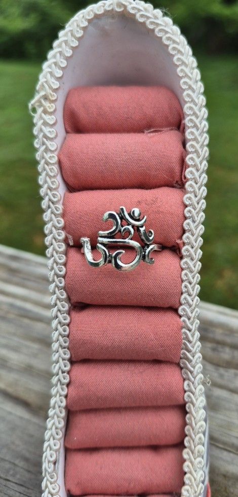 Silver Toned Swirly Ring