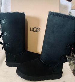 New Ugg Women’s Bailey Bow Tall ll Size 8 Black Authentic 💯