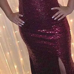 Women’s Burgundy off the shoulder sequin dress with slit size L  