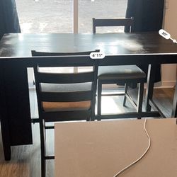 Counter height Table (2 Chairs)