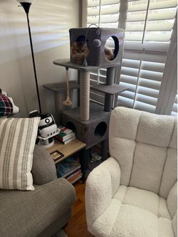Cat Tree / Cat Condo – Multi-Level Climbing Tower