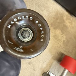 Magneto Skate Board Wheels and Treks