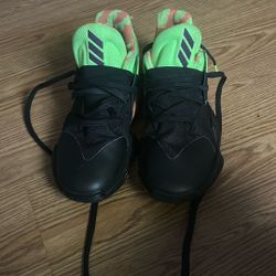 Hardens Vol.4 Men’s Size 7.5