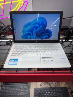 Hp pavilion i7 8gb 1 tb 15”