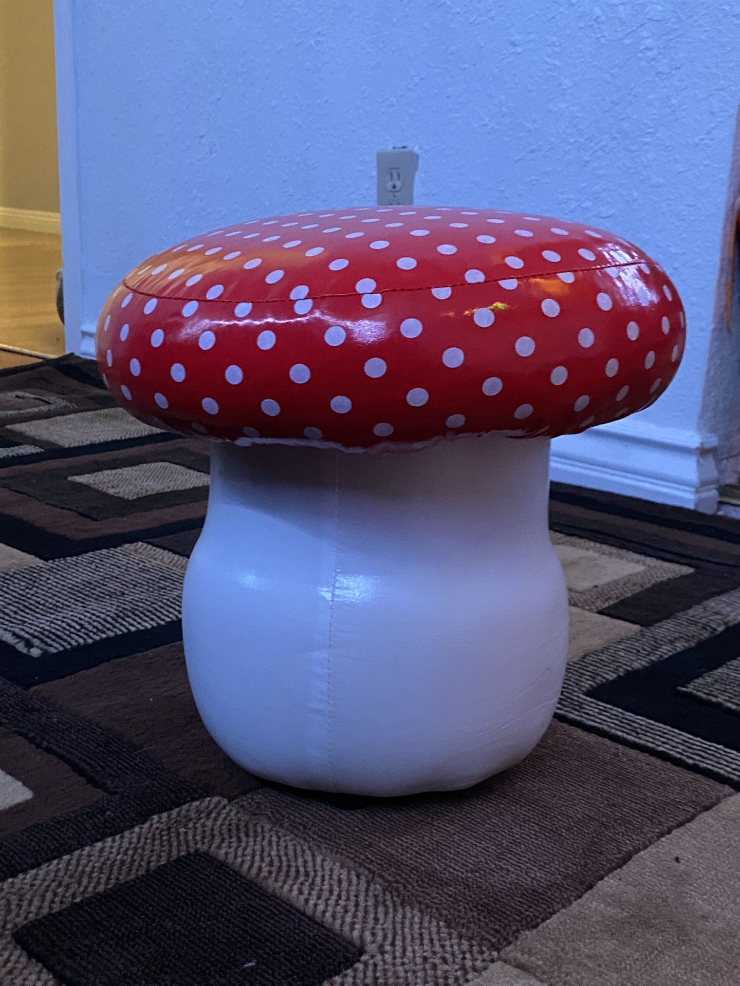 Mushroom Stool