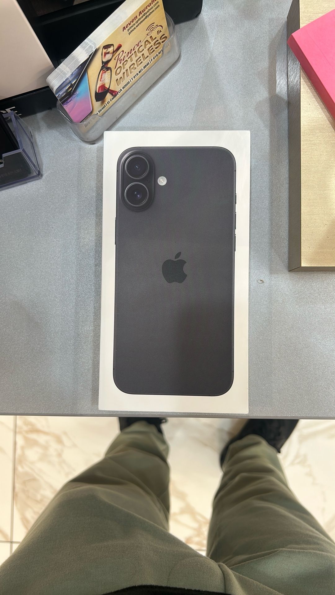 iPhone 16 Plus 