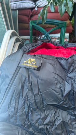 ALPS Mountaineering sleeping bag