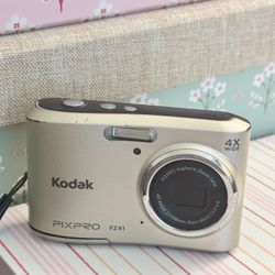 Kodak PixPro FZ41 Compact Digital Camera