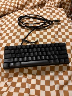 Razor Huntsman mini keyboard