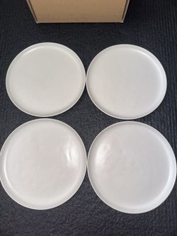 Fable The Salad Plates Speckled White $72 Retail NEW IN BOX