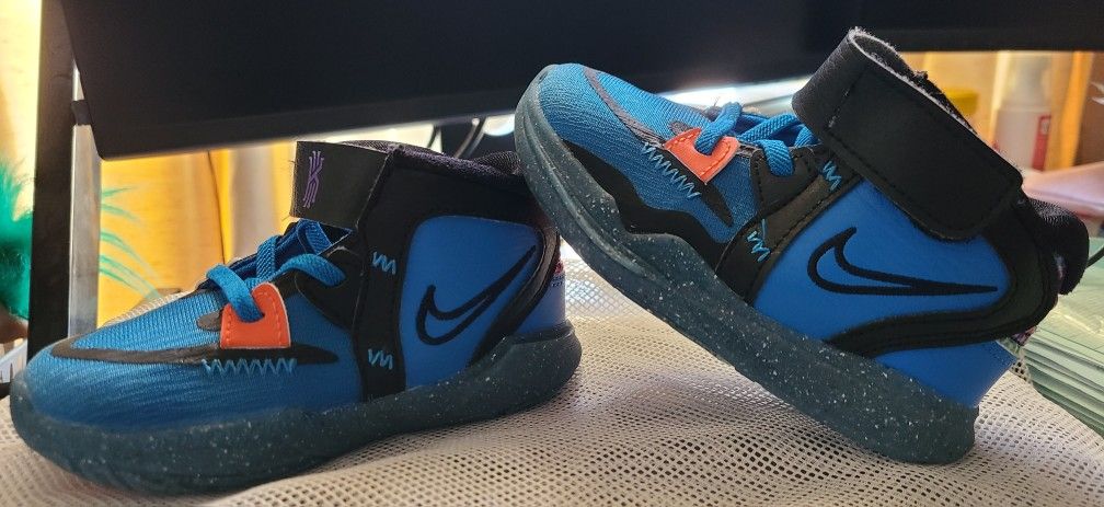 Nike Kyrie Infinity SE Toddler Sneakers
