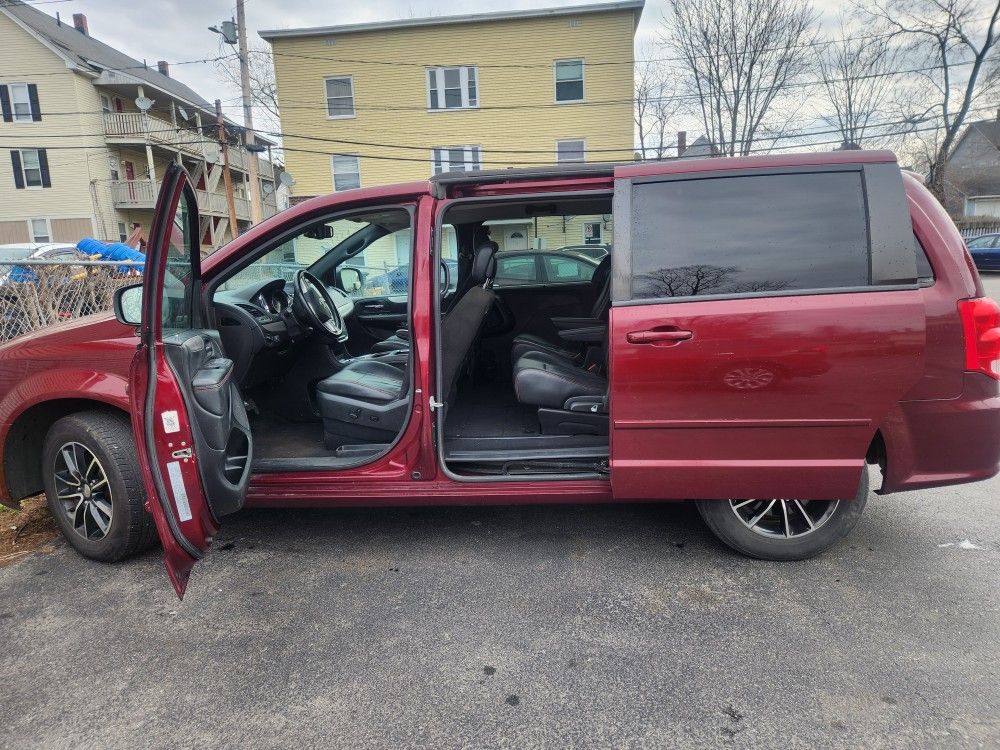 2017 Dodge Grand Caravan