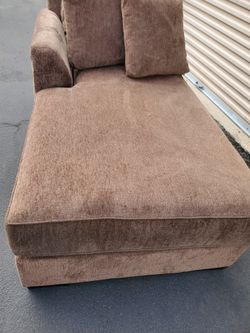 Rc willey 2024 chaise lounge