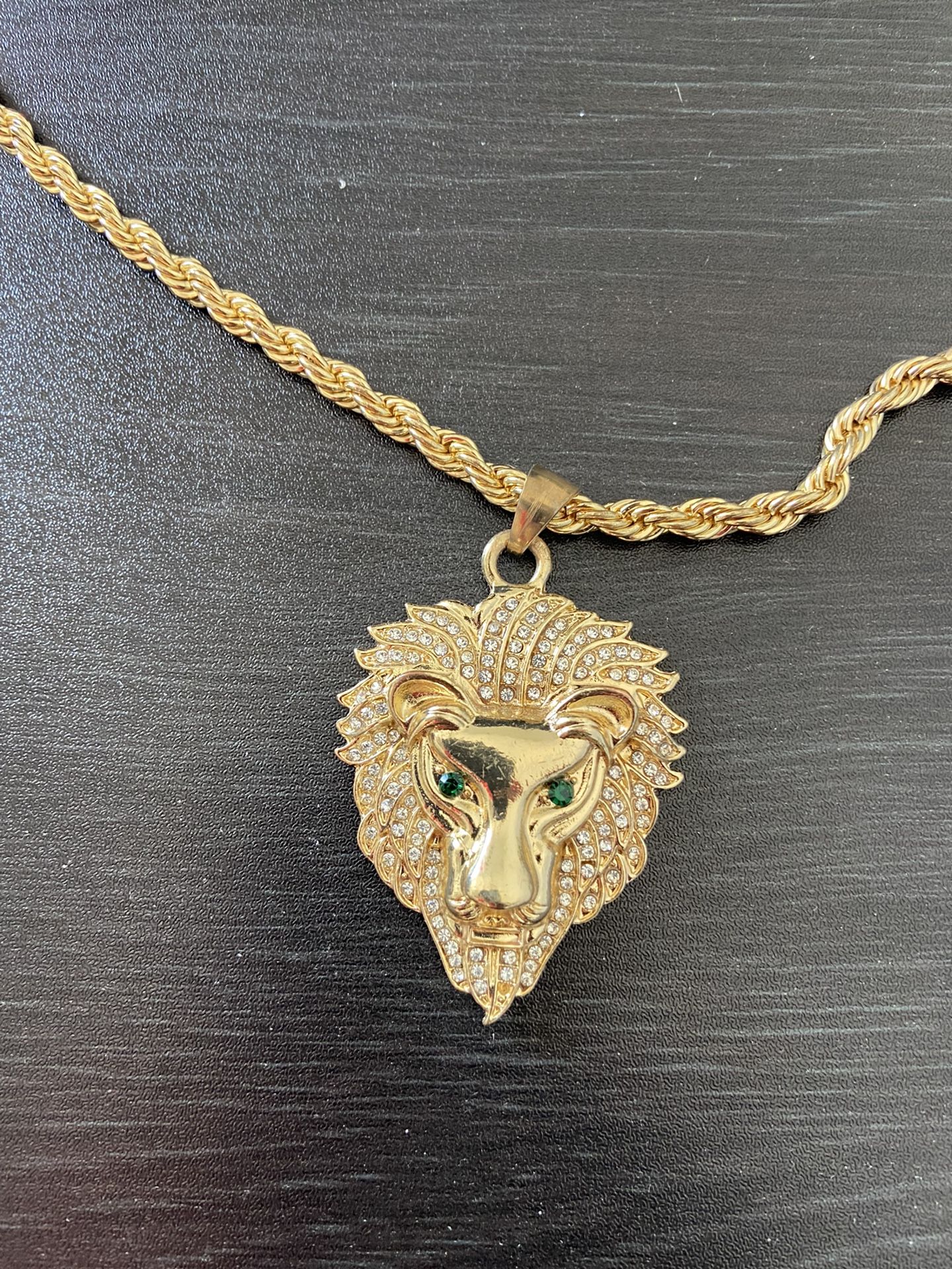 Lion Bar Necklace