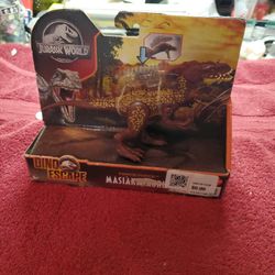 JURASSIC WORLD  DINO ESCAPE MASIAKASAURUS 