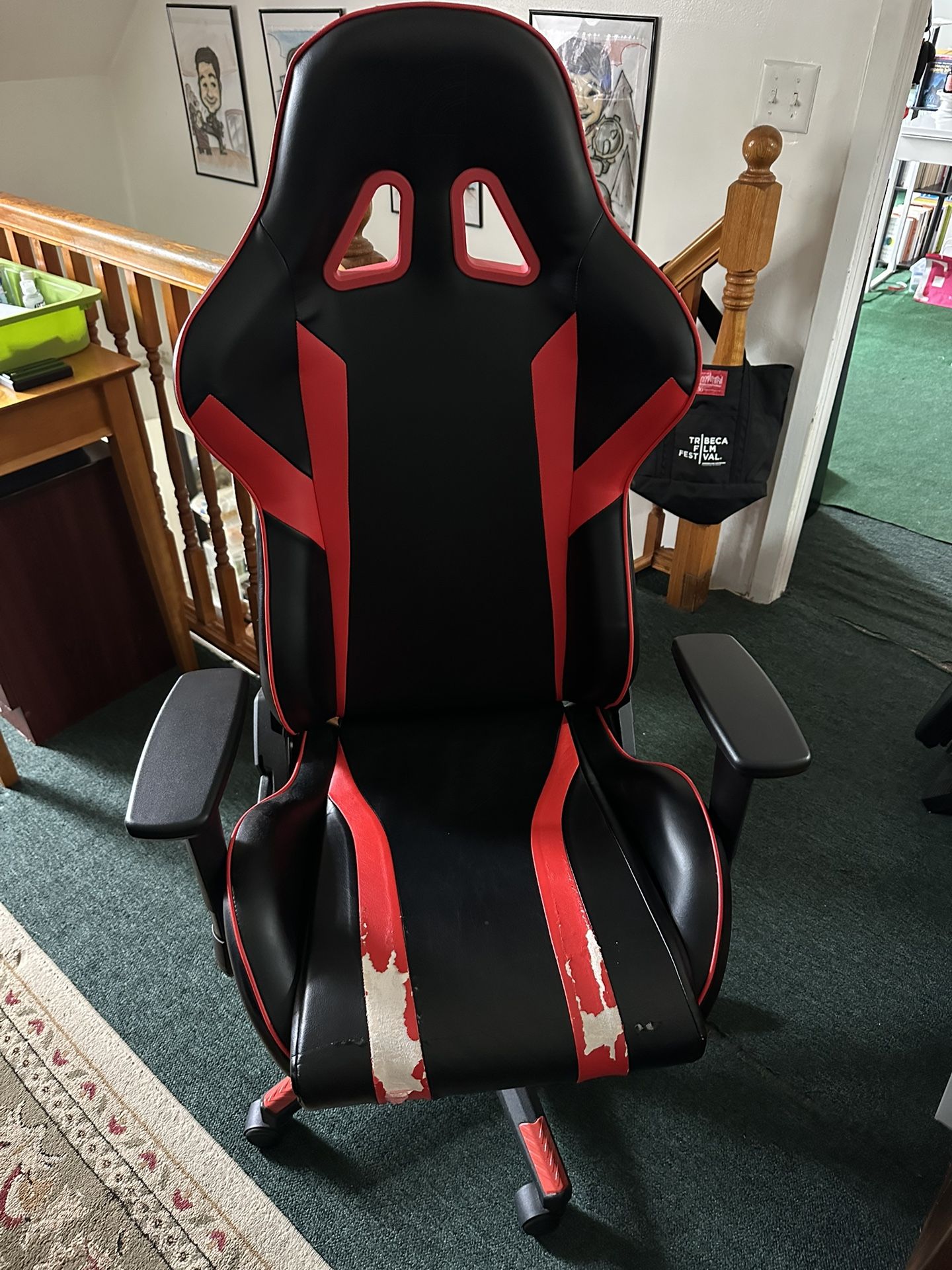 COMPUTER GAMING CHAIR
