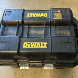 DeWalt 40v Six Pack Charging Station 