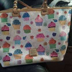 Cupcake Dooney And Bourke Purse