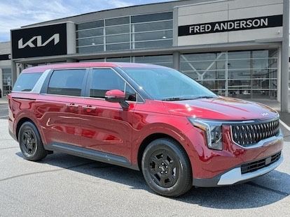 2026 Kia Carnival Flare Red β $40,425 (Brand New)