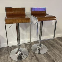 Counter Top Stools, Perfect Condition $120 For 2