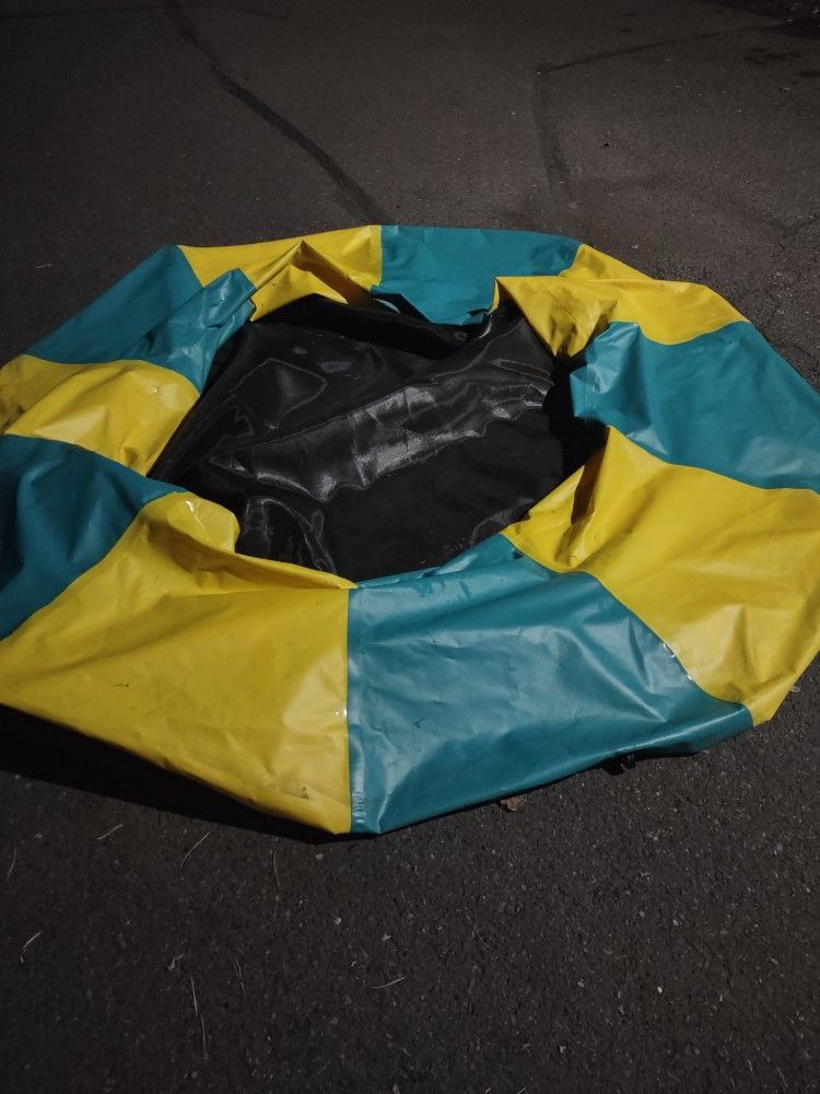 Raft / Water trampoline. Only Used Once