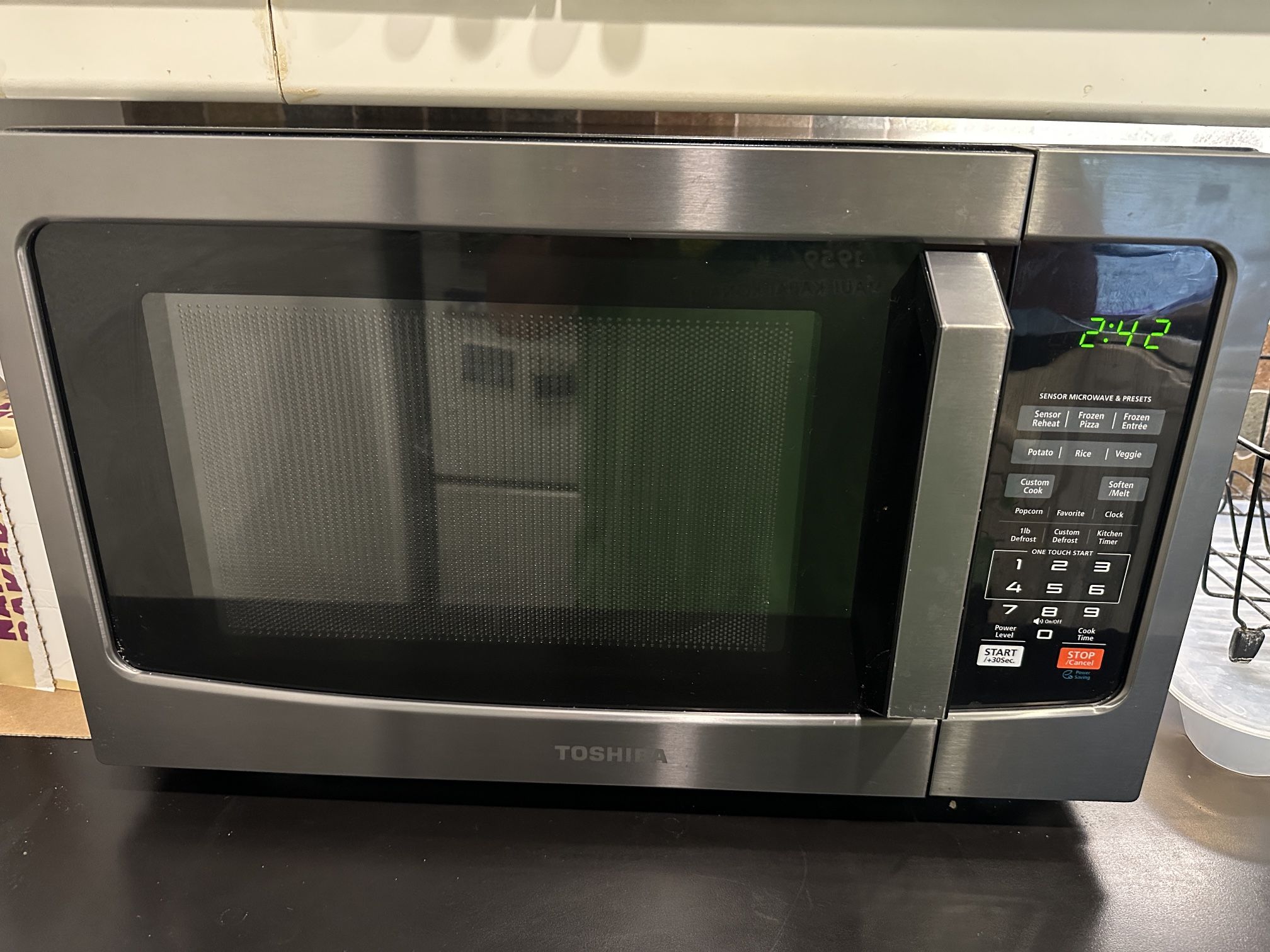 Toshiba Counter Top Microwave